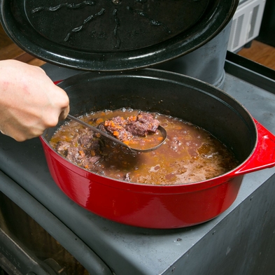 【ジビエマイスターの鹿肉赤ワイン煮込みプラン】１泊2食★メイン料理が柔らか鹿肉の赤ワイン煮込み♪